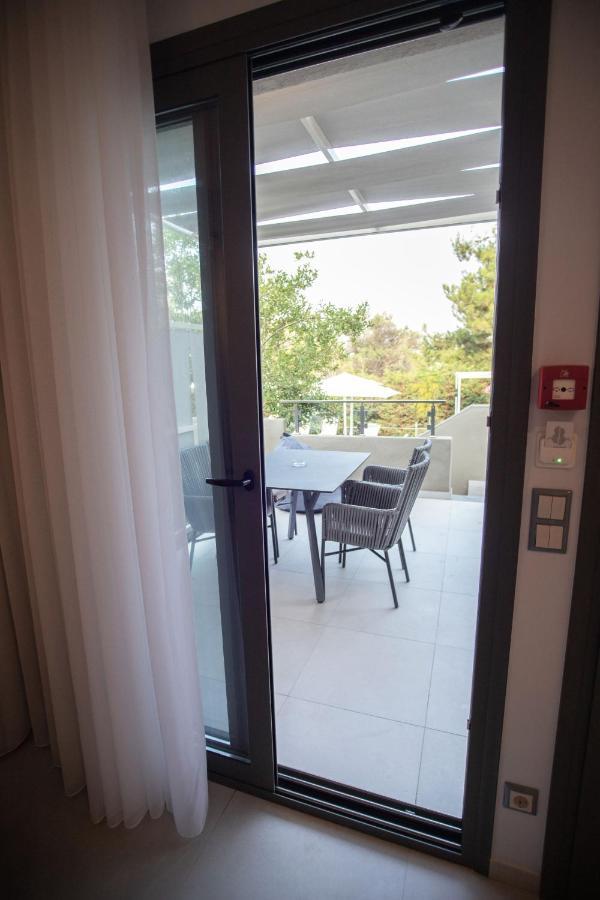 8 Boutique Aparthotel 4*