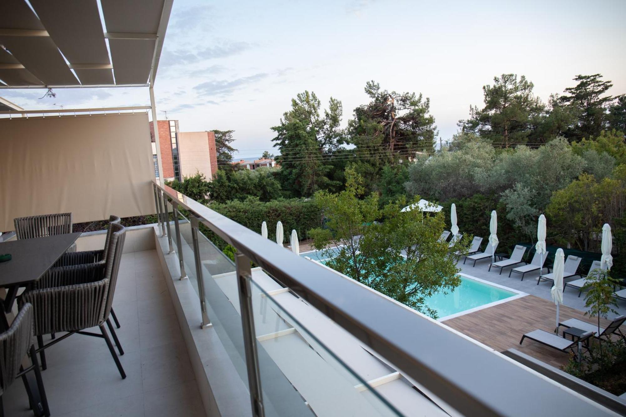 8 Boutique Aparthotel