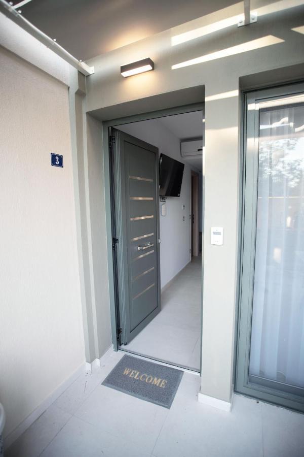 8 Boutique Aparthotel 4*